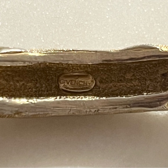 Givenchy Vintage Gold Plated Twisted Bangle - Picture 5 of 16